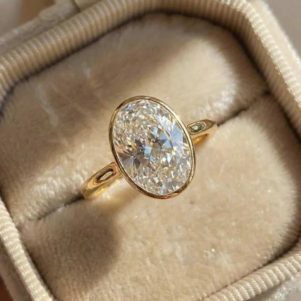 Full Bezel Oval Ring