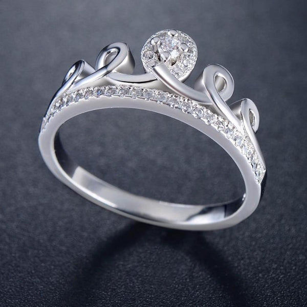 The Crystal Crown Ring
